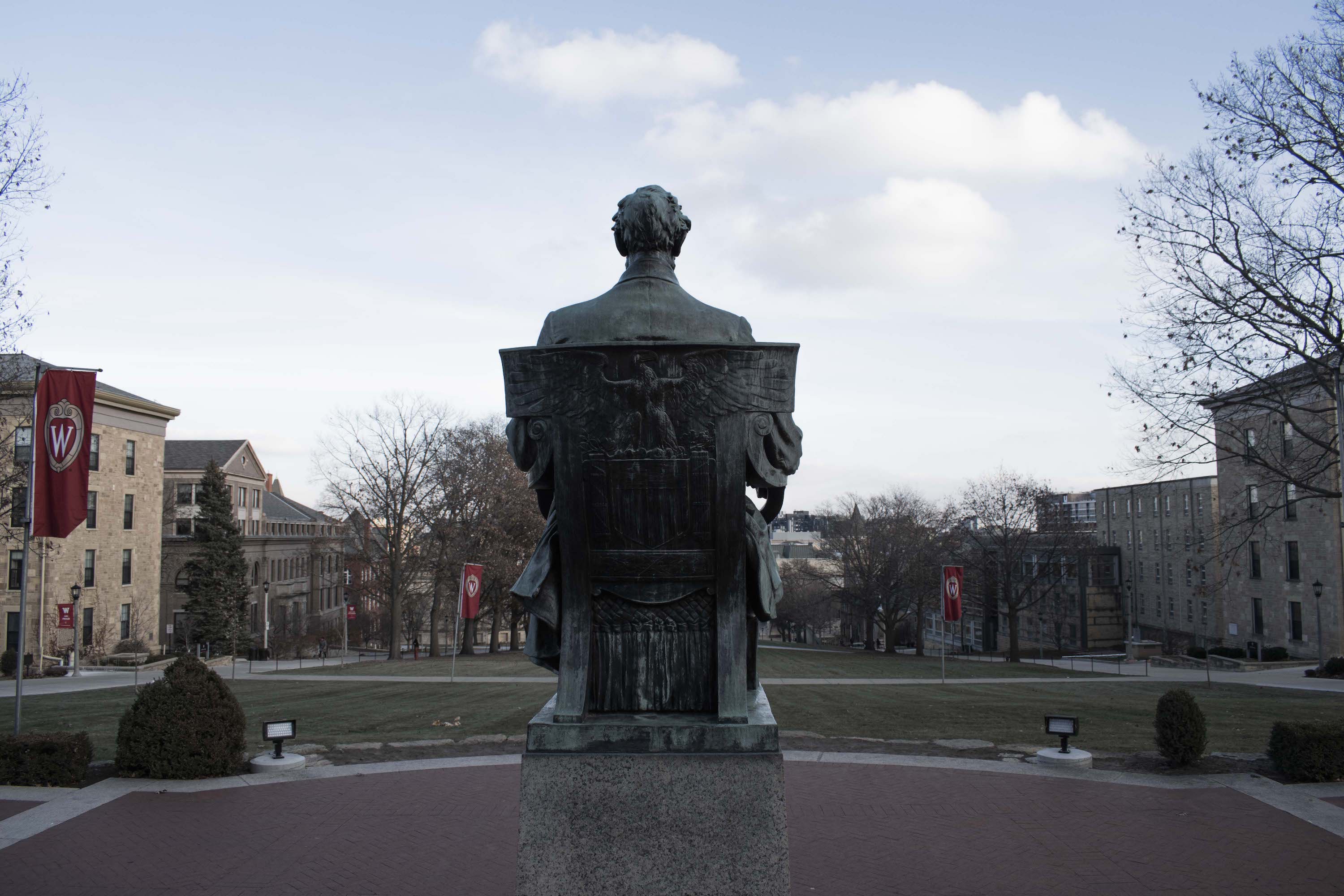 Photo of the Abraham Lincoln statue at UW-Madison