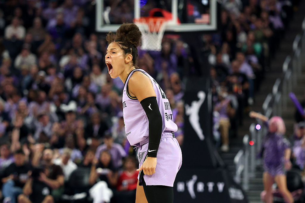 SESP alumna Veronica Burton leads the Golden State Valkyries in a historic WNBA postseason
